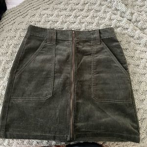 Hollister corduroy zip up skirt ultra high rise never worn
